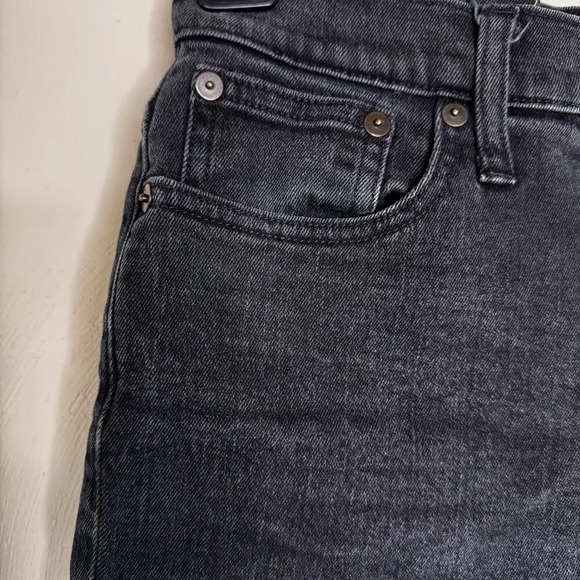 Madewell High-Rise Denim Boyshorts in Faded Black - Picture 3 of 9